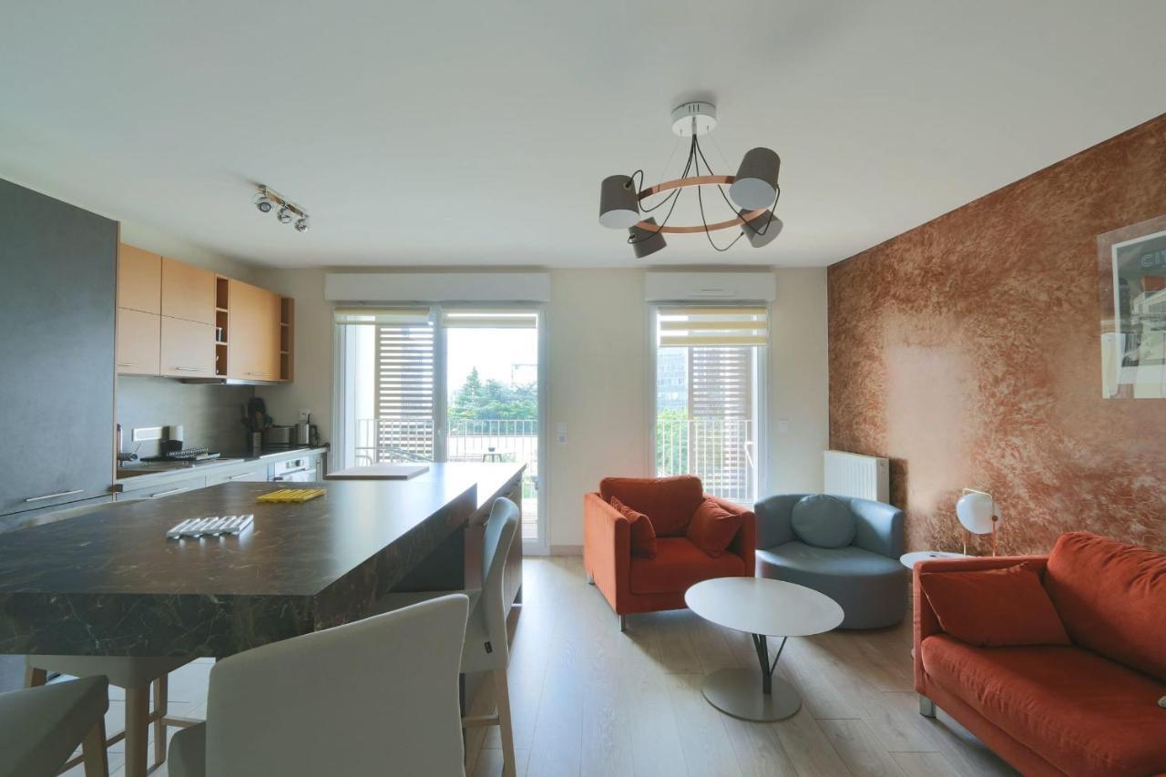 Lounge T3# Garedetours #Standing Apartment Exterior photo